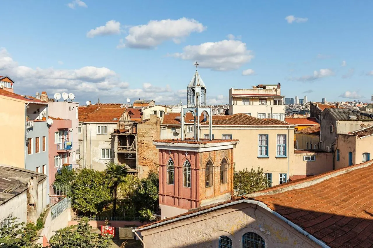 Cozy Apartment Istanbul Turkey