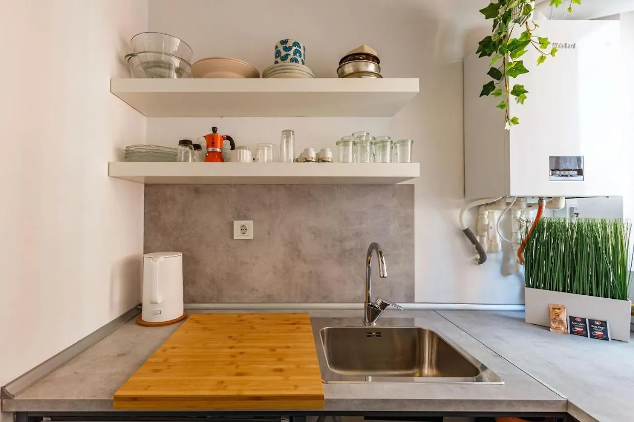 Cozy Apartment Istanbul Turkey